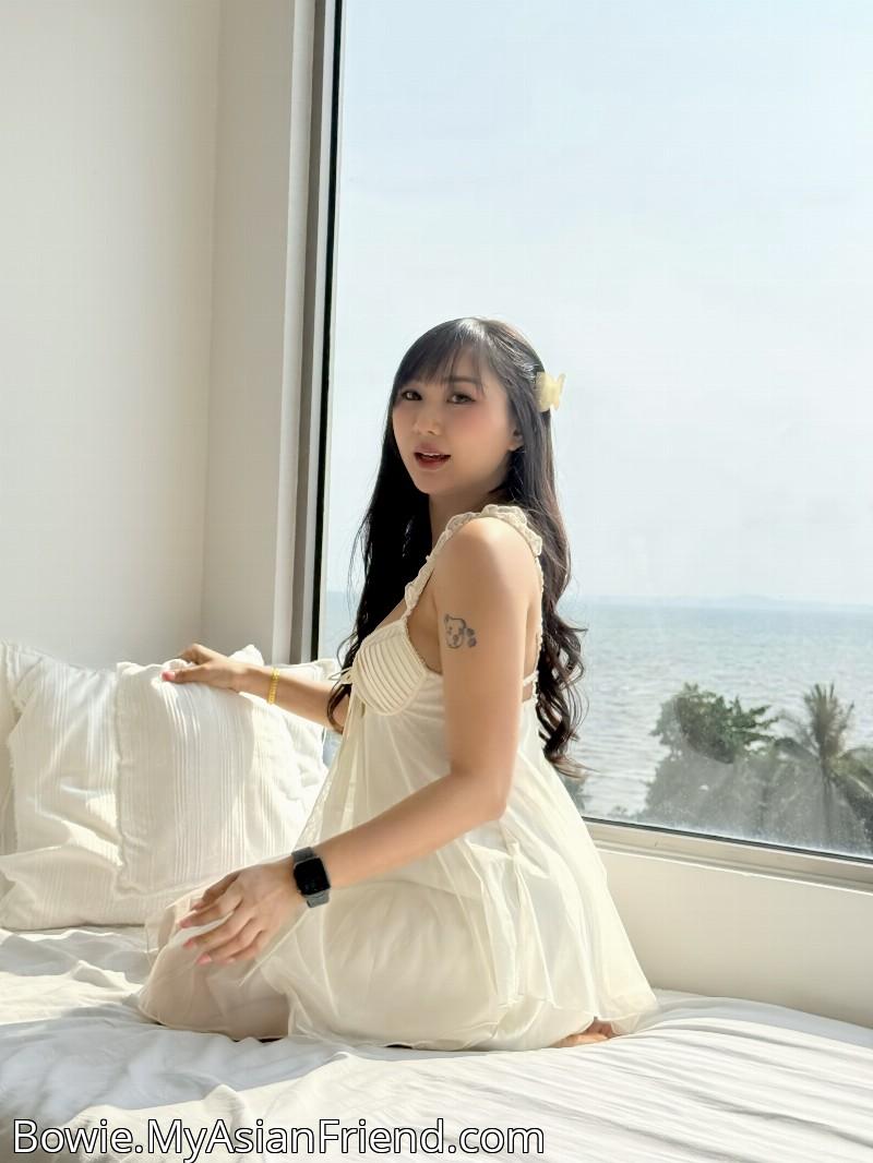 Bowie's personal blog photo 1 added Thursday the 26th of March 2026